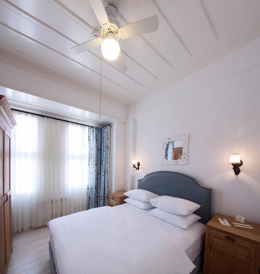 Quarante Hotel - Adult Only Bozcaada Island Exterior photo